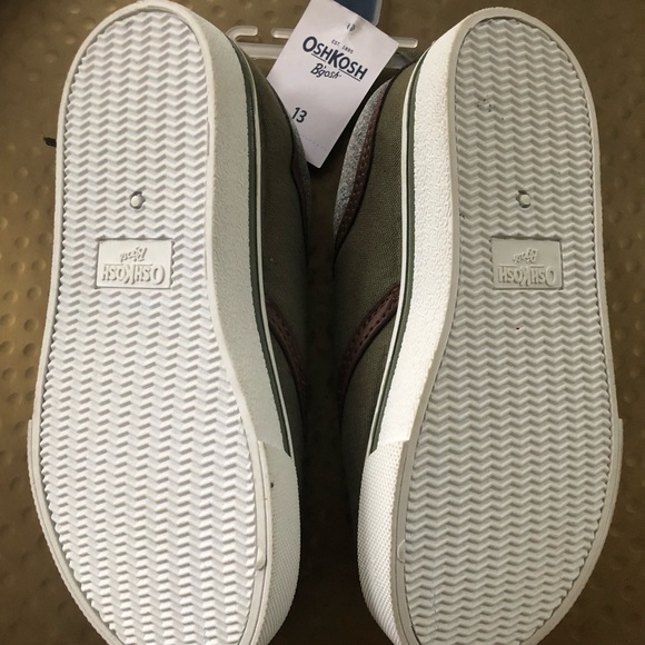 NWT! Oshkosh Boys Sneakers - Picture 3 of 3